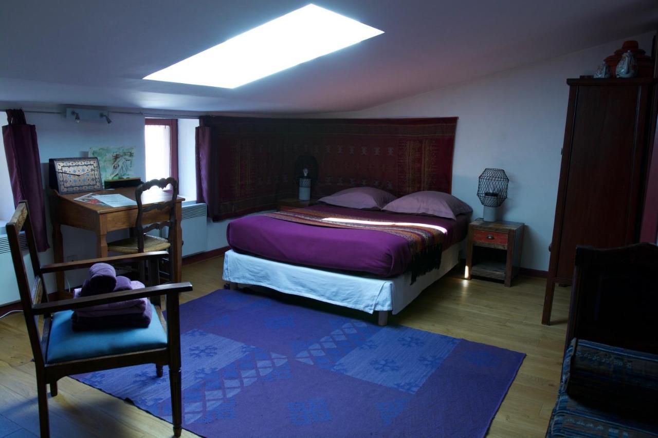 Chambres D'Hotes Le Petit Siam : Le Calme En Centre Ville Clermont-Ferrand Exterior photo